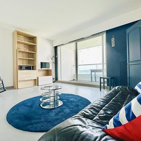 Studio A La Chaume Avec Une Superbe Vue Sur Le Bassin Dombret 2 Pers 莱萨布勒-多洛讷 外观 照片